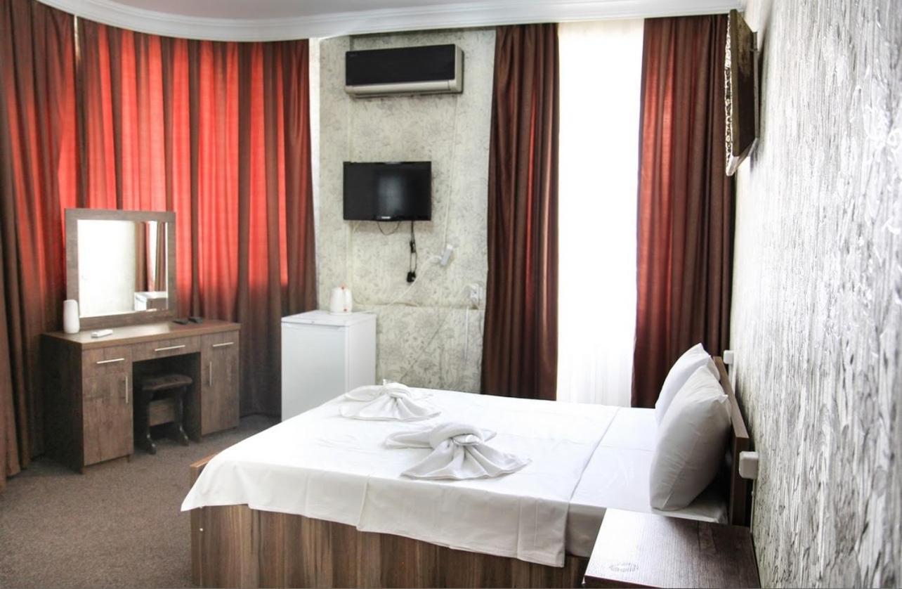 Royal Hotel Tiflis Dış mekan fotoğraf