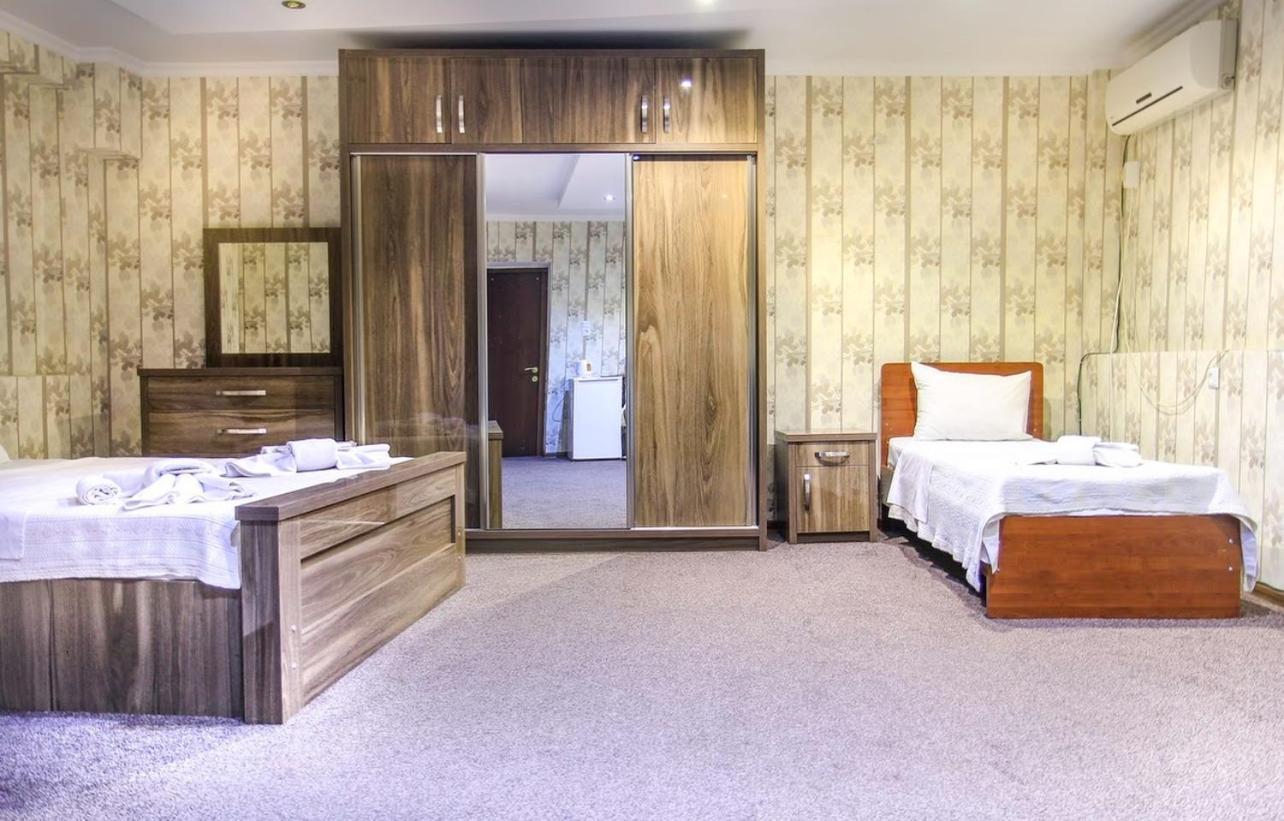 Royal Hotel Tiflis Dış mekan fotoğraf