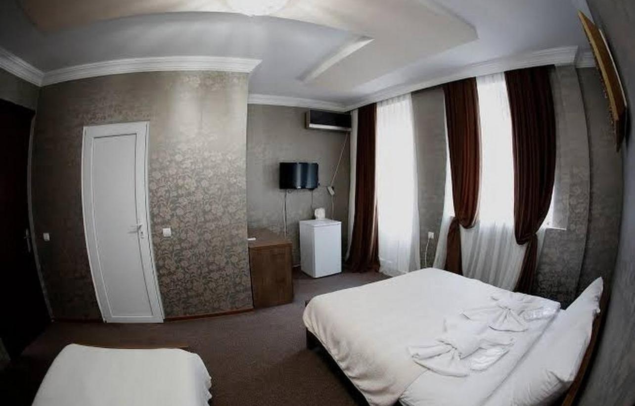 Royal Hotel Tiflis Dış mekan fotoğraf
