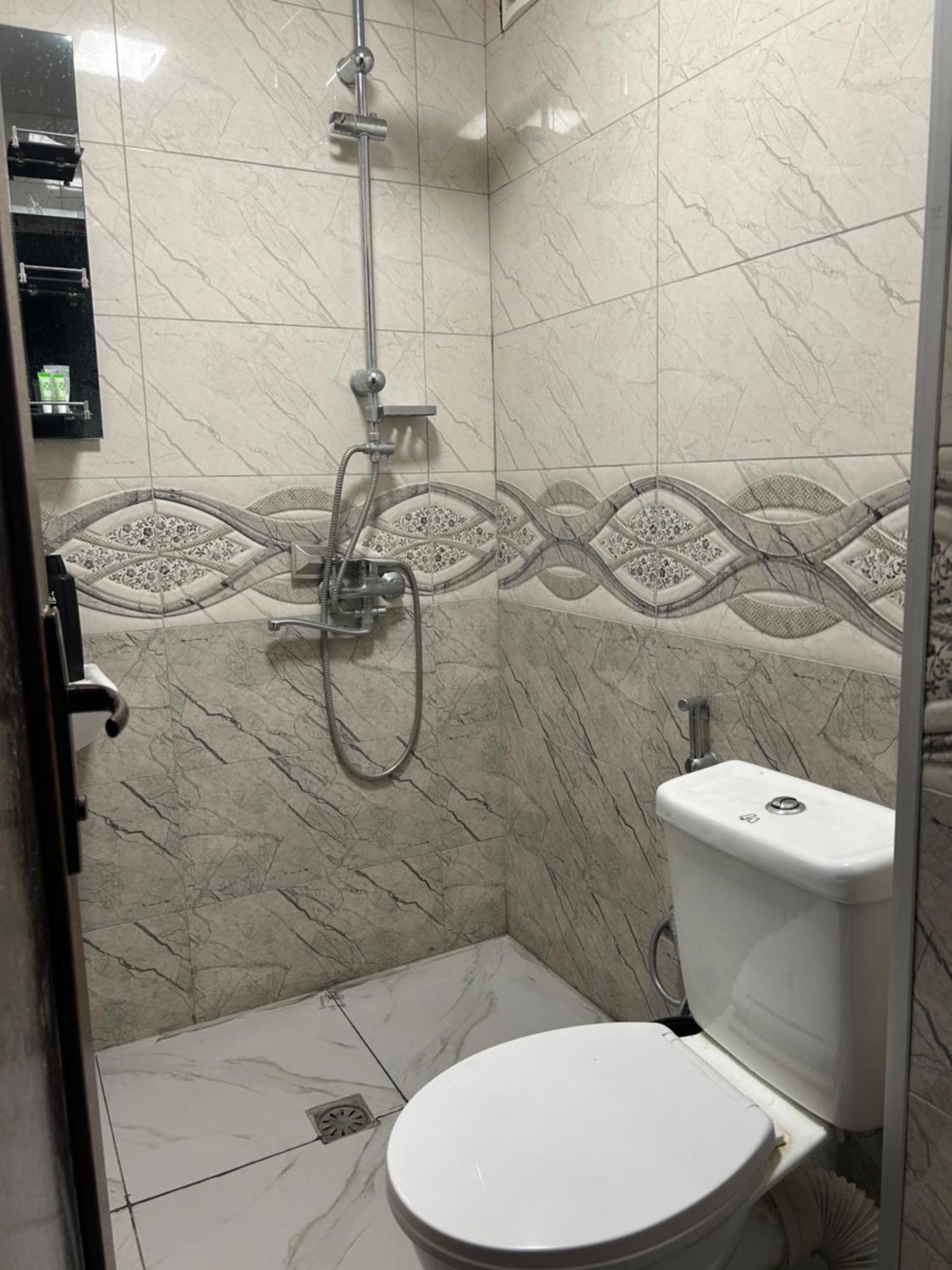 Royal Hotel Tiflis Dış mekan fotoğraf