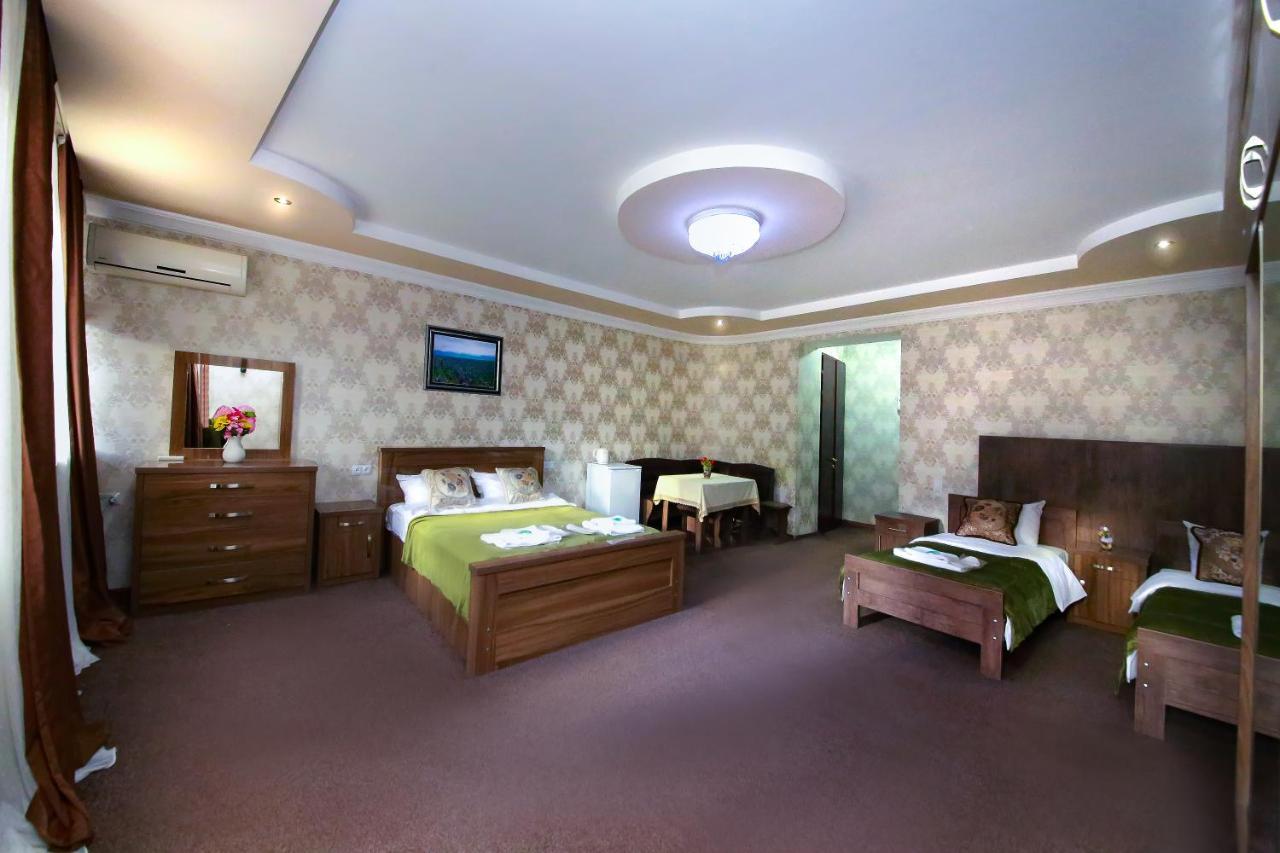 Royal Hotel Tiflis Dış mekan fotoğraf