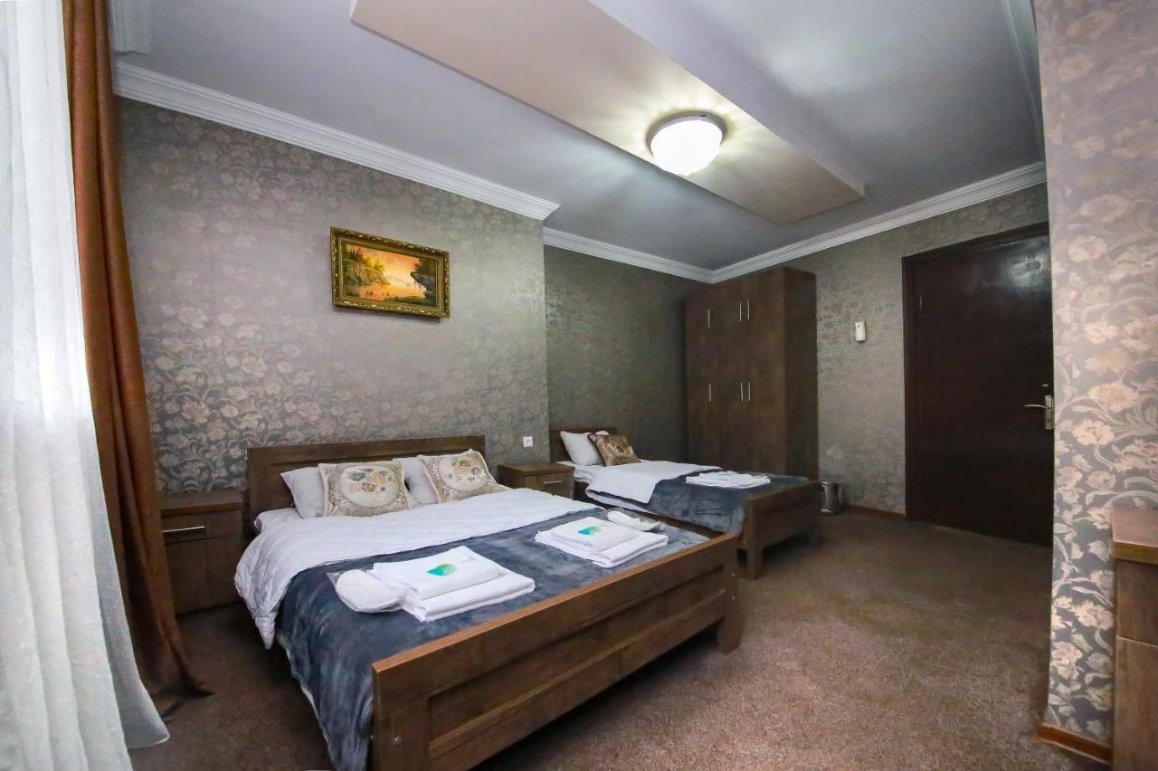 Royal Hotel Tiflis Dış mekan fotoğraf