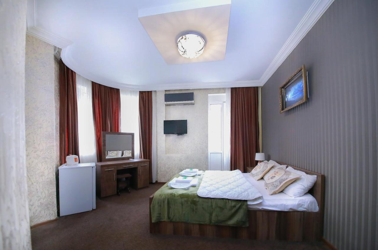 Royal Hotel Tiflis Dış mekan fotoğraf