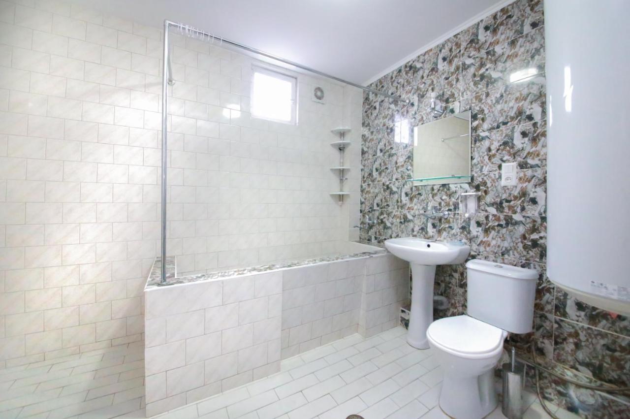 Royal Hotel Tiflis Dış mekan fotoğraf