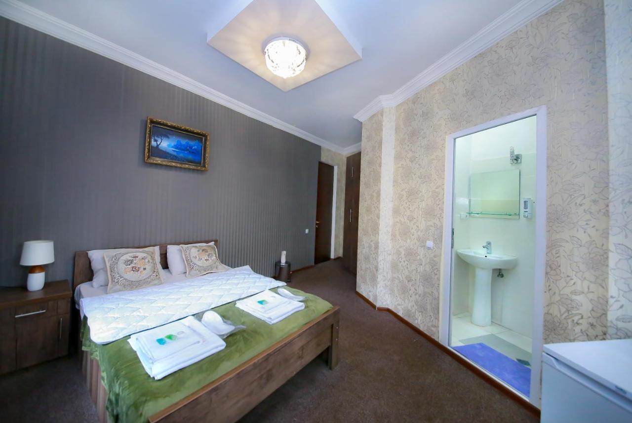 Royal Hotel Tiflis Dış mekan fotoğraf