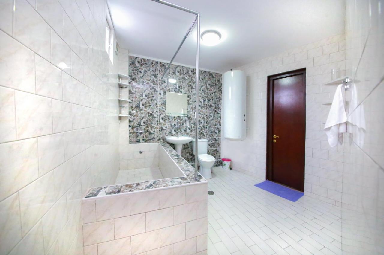Royal Hotel Tiflis Dış mekan fotoğraf
