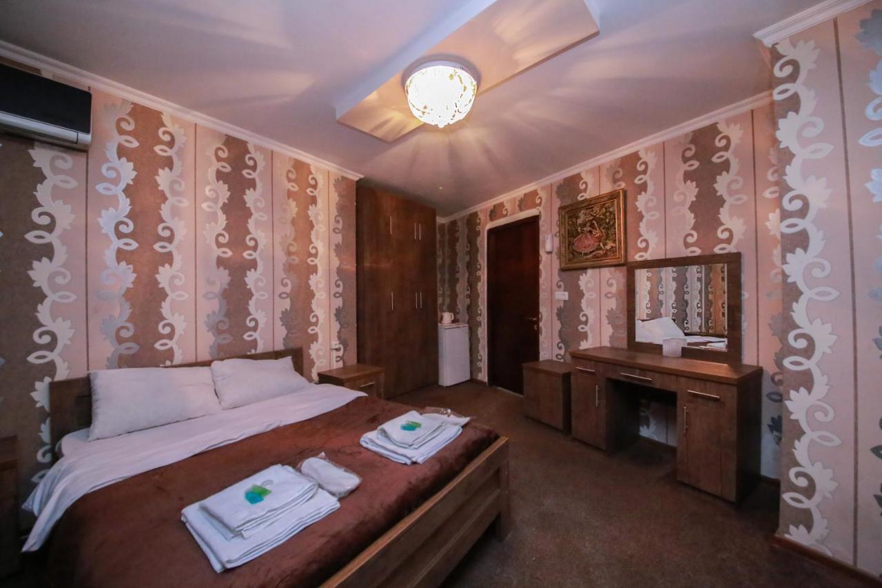 Royal Hotel Tiflis Dış mekan fotoğraf